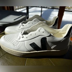 Veja V-10